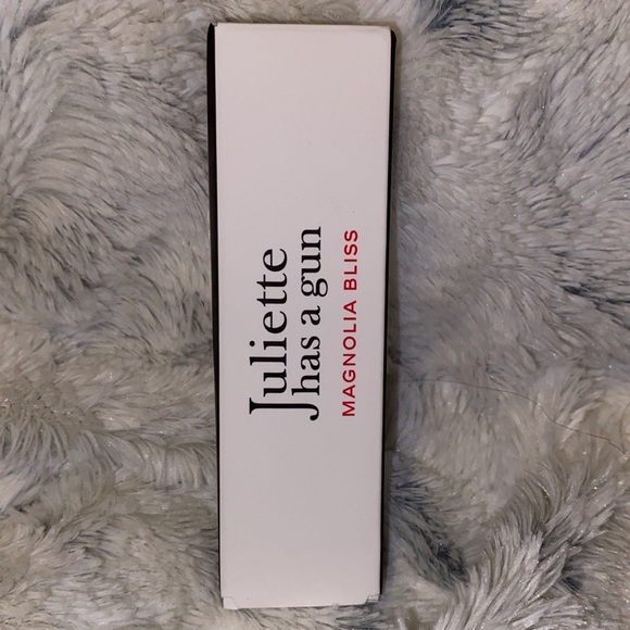 NIB - Juliette Has A Gun Magnolia Bliss Eau De Parfum - 5mL/0.17oz - Picture 6 of 7